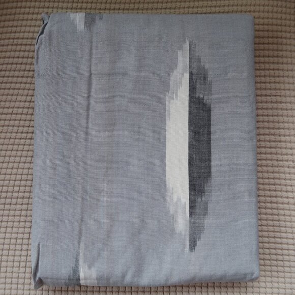 NIP West Elm Oval Ikat Shower Curtain Grey & Cream - Picture 1 of 6